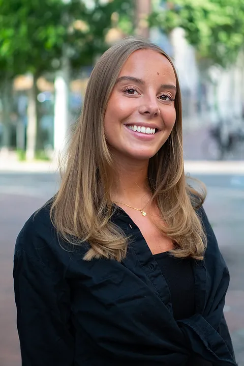 Sara-Frisör